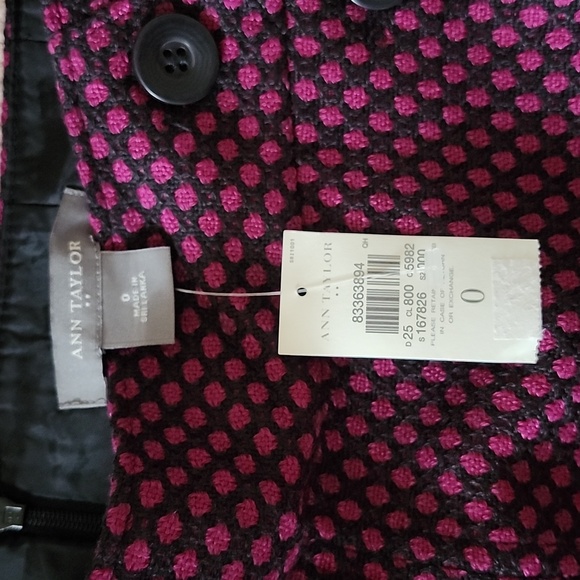 Kick Pleat Skirt - Picture 5 of 8